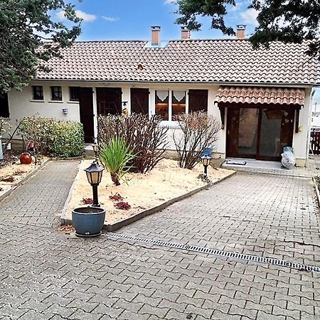 Maison Paisible A Veyras Avec Piscine Privee Et Vue Montagne Buitenkant foto