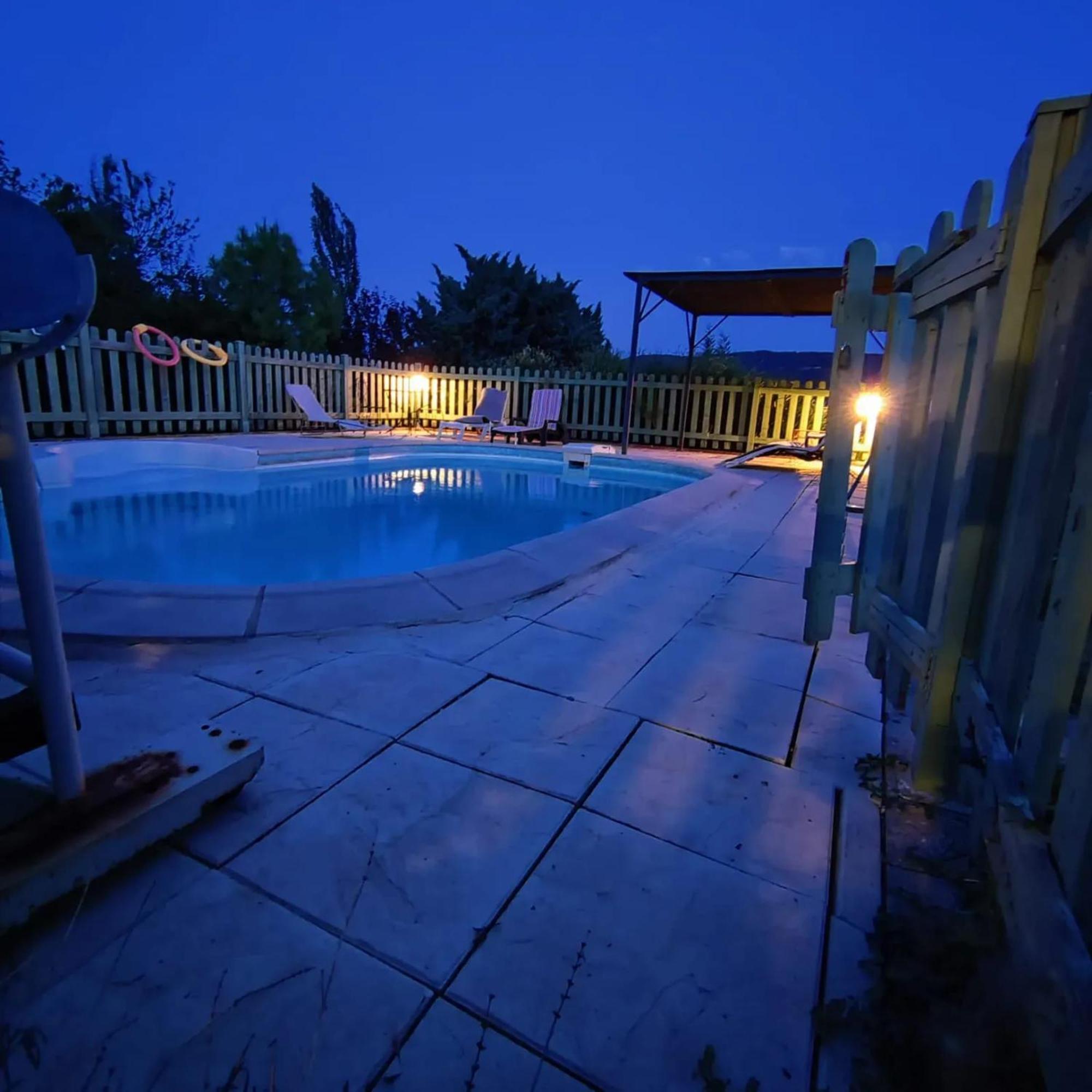 Maison Paisible A Veyras Avec Piscine Privee Et Vue Montagne Buitenkant foto